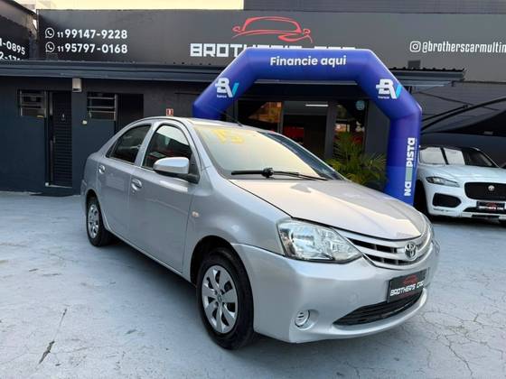 TOYOTA ETIOS 1.5 X SEDAN 16V FLEX 4P MANUAL